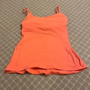 Lululemon tank top with built in bra